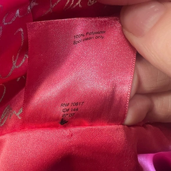 Victoria’s Secret vintage rare sexy little things fuzzy short sleeve hoodie - Picture 5 of 7